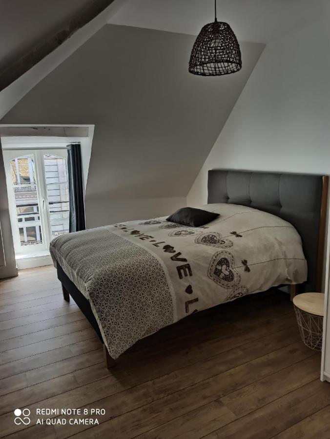 Triplex 110 M2 Centre Historique Avec Jacuzzi Dinan Daire Dış mekan fotoğraf