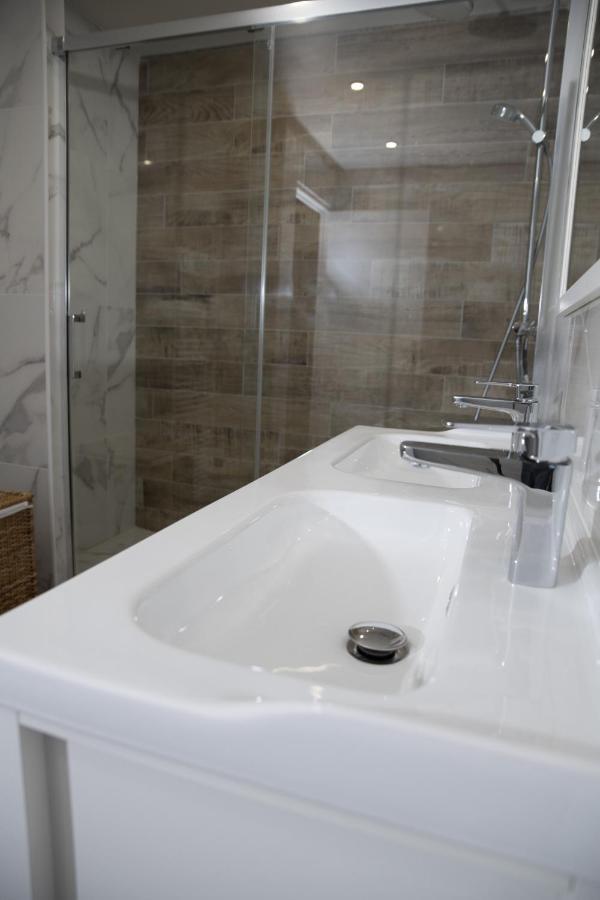 Triplex 110 M2 Centre Historique Avec Jacuzzi Dinan Daire Dış mekan fotoğraf